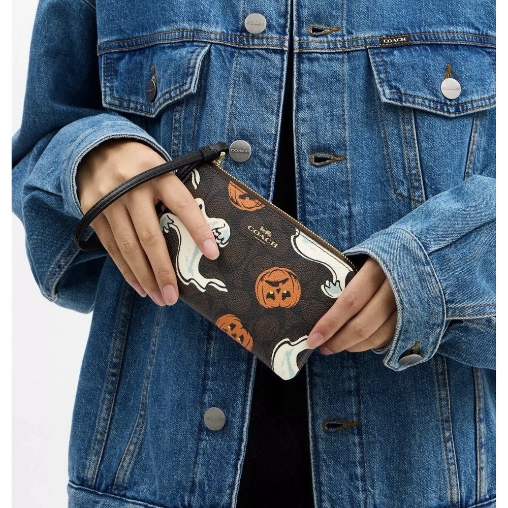 Coach Corner Zip Wristlet With Halloween Ghost Pumpkin In Signature Canvas Print